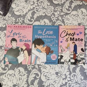 Ali Hazelwood Bundle (The Love Hypothesis, Love on the Brain, and Check & Mate)